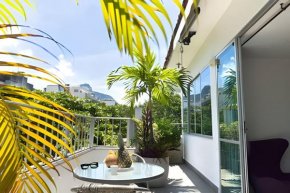 Linda cobertura com 2 quartos e vista no Cristo redentor para alugar em Ipanema